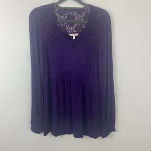 Tru Self blouse v-neck size M long sleeves